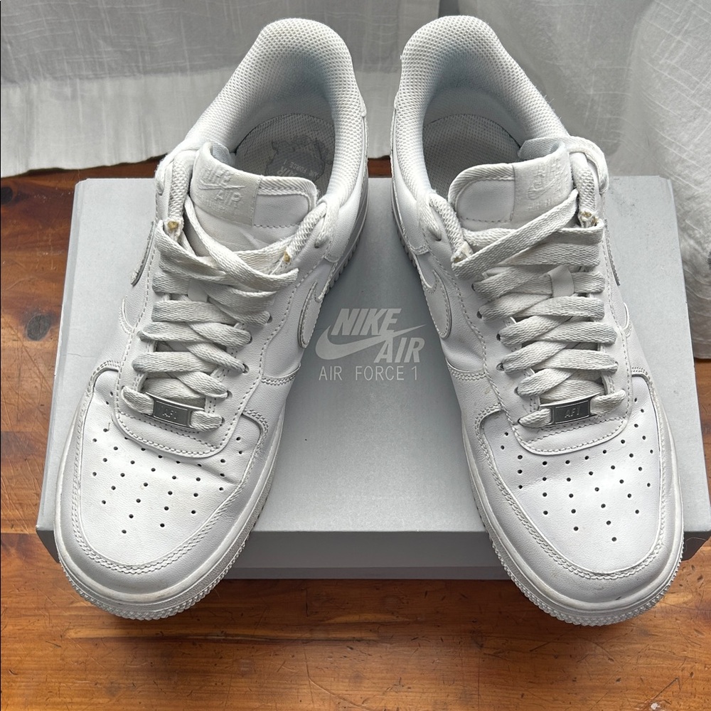Women’s size 9 Nike Air Force 1 Low White Sneakers